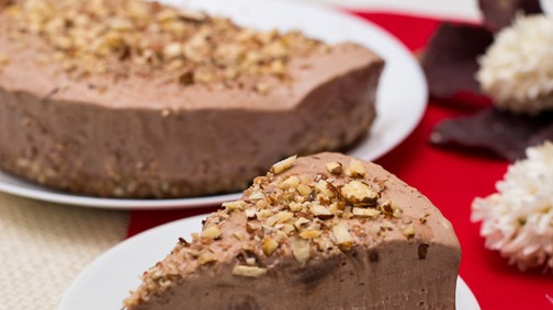 Nem lehet ellenállni neki: Nutellás sajttorta pirított mogyoróval