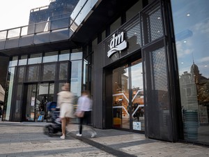 Akcióvadászat helyett jótékonyság! A dm újraértelmezte a Black Friday fogalmát