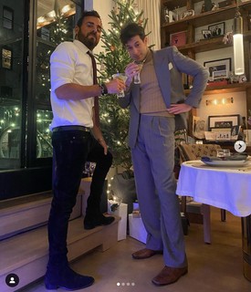 Justin Theroux és Mark Ronson idén együtt ünnepeltek.