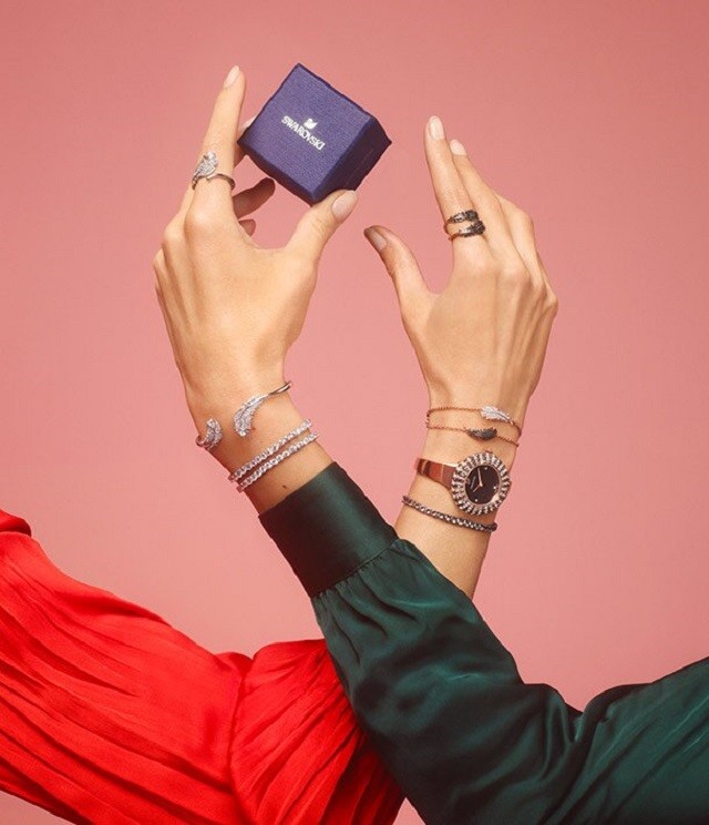 Ragyogó meglepetések a fa alá: így vásárolj ékszert online!