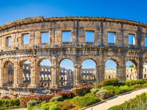 Rómához hasonlítják, de sokkal közelebb van hozzánk és még nem lepték el a turisták sem 