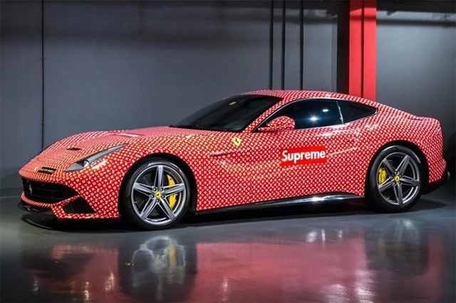 Supreme és Louis Vuitton ennél nincs luxusabb Ferrari