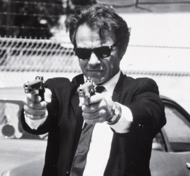 Mr. White szerepében kultikon lett, a Kutyaszorítóban részben az ő pénzéből készült