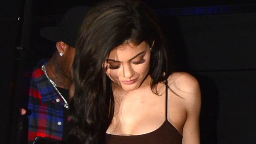 Kylie Jenner a legegyszerűbb ruhákban a legdögösebb