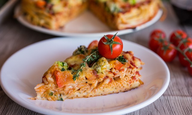 Két kedvenced egyben: Makarónipizza