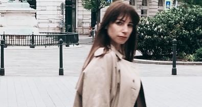 Ma a kedvenc vintázs összeállítását viseli a divattervező