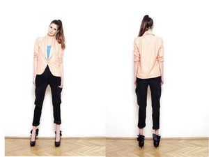 Nőies sziluettek Szegedi Kata tavasz-nyári kollekciójában!