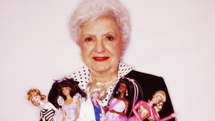 A Barbie megálmodójának nemcsak az ikonikus babát köszönhetjük, hanem egy mellprotézist is