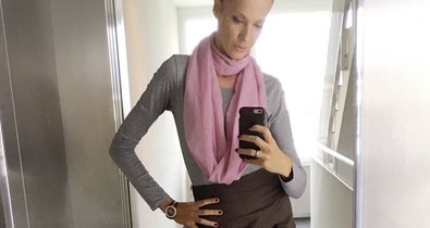 A színkombiánció, ami minden szőkének jól áll