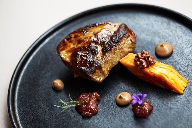 Egy impozáns étterem a belvárosban, ahol minden a libamáj körül forog