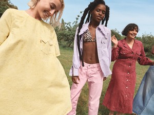 Vissza a természetbe: íme a Levi’s x GANNI újabb kollaborációja