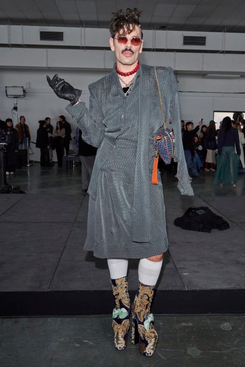 Lucky Love az Andreas Kronthaler for Vivienne Westwood 2024-25 ősz-tél divatbemutatón