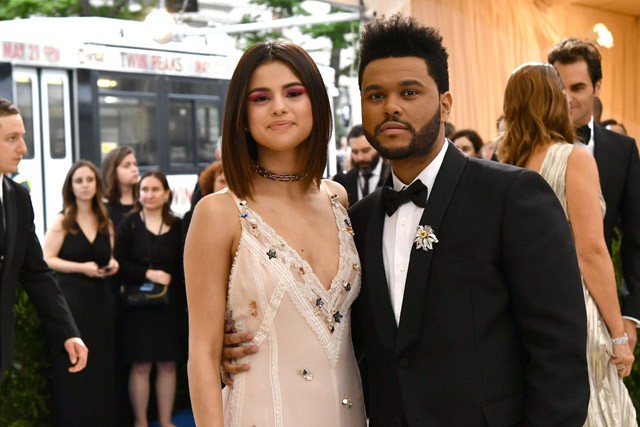 Selena Gomez The Weeknd Met gála