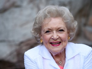 Betty White útmutatója az élethez, amitől csak még inkább felnézünk rá!