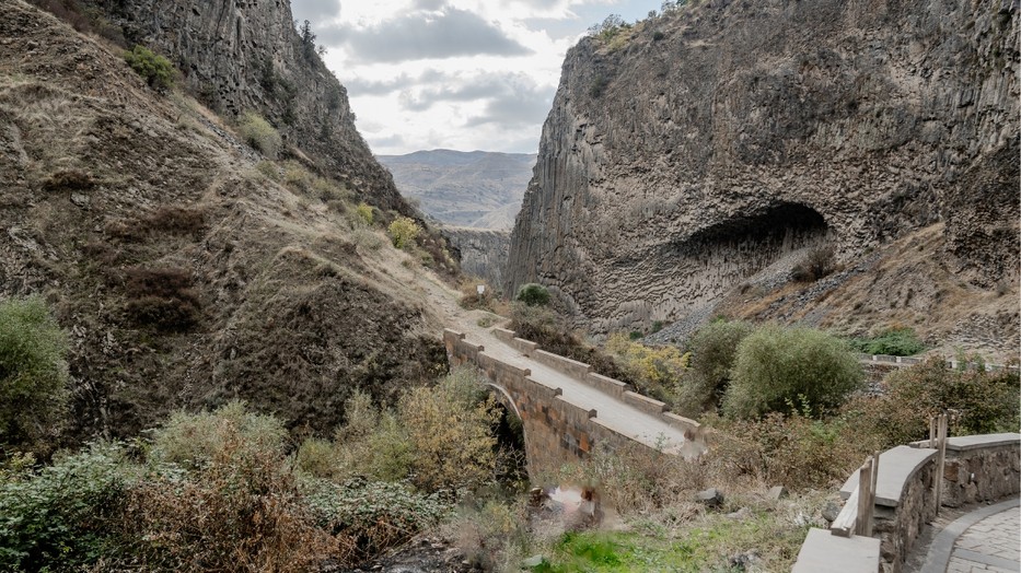 A BeautyPest Inc. csapatával Örményországban utaztunk, ezzel egy időben pedig saját magunkban is belső utazás kezdődött