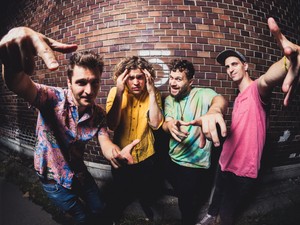 Dalpremier: A Mörk új slágere belső konfliktusok feldolgozására koncentrál