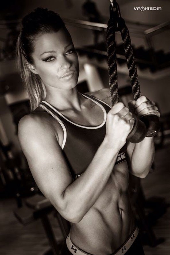 ´Hiszem, hogy közösen elérjük az álmainkat´ - Interjú Németh Dorottya fitneszbajnokkal