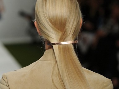 A fésülködés rosszat tesz?