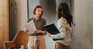 6 jel, hogy toxikus munkahelyen dolgozol, már az első nap kiszúrhatod, hogy valami nem stimmel