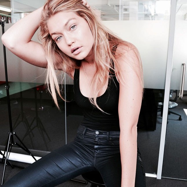 Legszexibb szelfi: Gigi Hadid