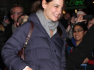 Sikkes Katie Holmes pufidzsekiben?