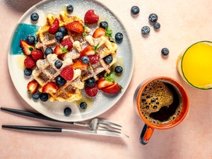 Narancslé vagy kávé? Így tudod eldönteni, melyikre van nagyobb szüksége a testednek