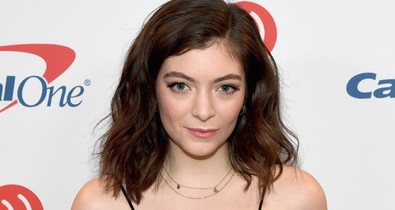 Hoppá! A legzárkózottabb sztár bikinis szelfivel jelentkezett