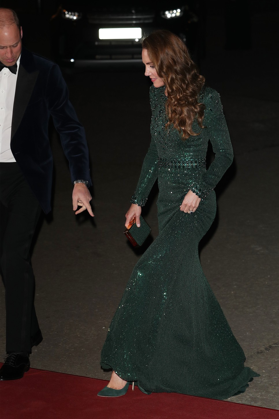 Kate Middleton elővette a legcsillogóbb ruháját a színházba