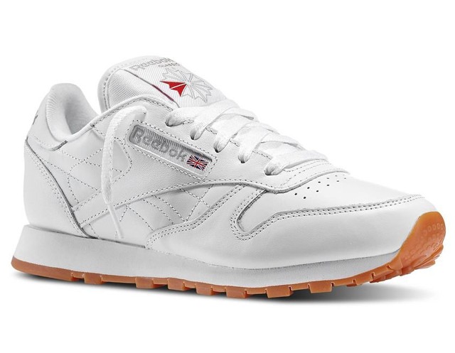 Meghan Markle kedvenc, ultramenő sneakere 20 000 forintért a tiéd lehet!