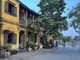 Hoi An utcaképe a koloniális stílust jeleníti meg