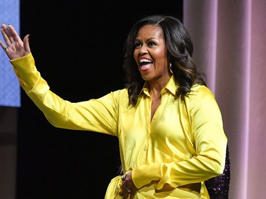 Konkrétan káprázik a szemünk és megvakít Michelle Obama 1,2 millió forintos csizmája