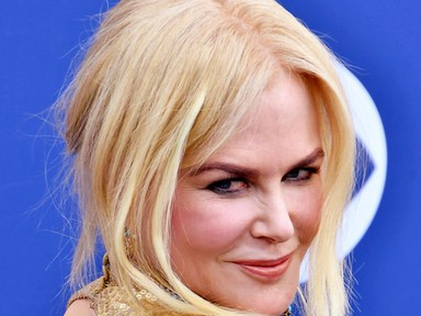 Nicole Kidman aranyszobornak öltözött