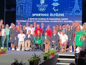 Imádjuk! Ilyen lesz az idei párizsi olimpia hivatalos formaruhája