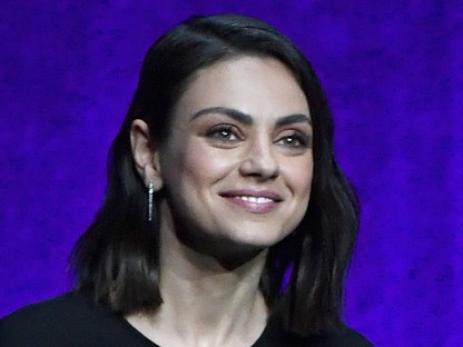 Rá se ismersz: Mila Kunis ultradögös stílusváltása, meglepő frizurával