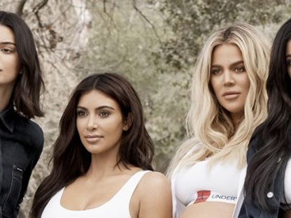 A Kardashian-Jenner lányok új kampánya csodálatos, de mit csinál Kendall?