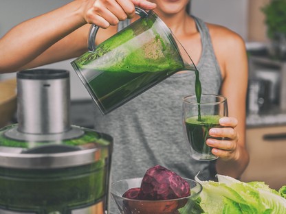 Belevágnál egy tisztítókúrában? Ezekről az előnyökről és hátrányokról tudnod kell