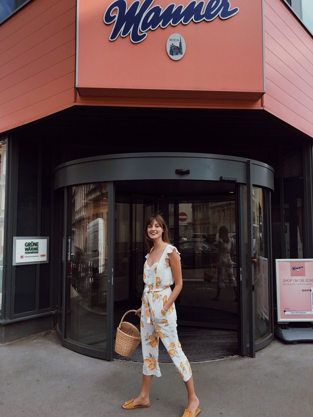 Nagy Andy szuper vidám kezeslábast javasol a kirándulásokra