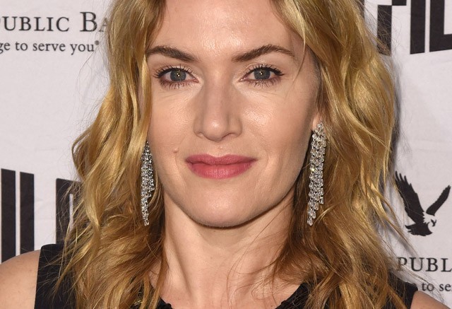 Kate Winslet csúnya pulcsija a legrondább, amit valaha láttunk, mégis cuki!