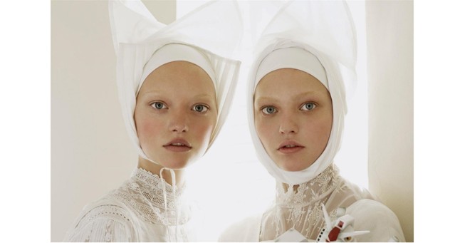 Gemma Ward és Sasha Pivarova a Vogue Italiában