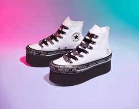 CONVERSE X MILEY CYRUS CHUCK TAYLOR ALL STAR magasszárú platform 29.990 Ft