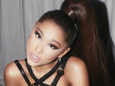 Ariana Grande teljesen elcsúfította magát halloweeni sminkjével