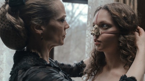 A Hamupipőke testhorrort csak azoknak ajánljuk, akik szeretnek borzongani