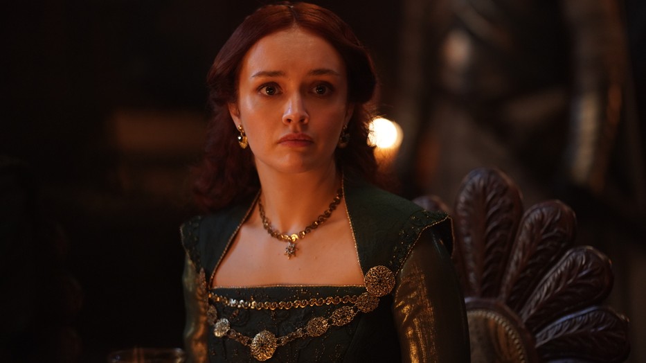 Olivia Cooke-ot a felnőtt Alicent Hightower királynő szerepében láthatjuk a Sárkányok házában