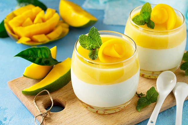 A pohárkrémek királynője: Panna cotta mangóval