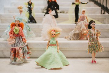 A Barbie baba Sentiments ruhákban parádézott a csodálatos Four Seasons Hotel Greshem Palace-ban