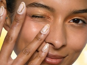 13 álomszép körömszín tavaszra, ami minden helyzetben megállja a helyét