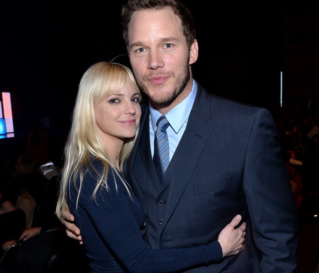 Chris Pratt ezért kémkedik Anna Faris és új pasija után!