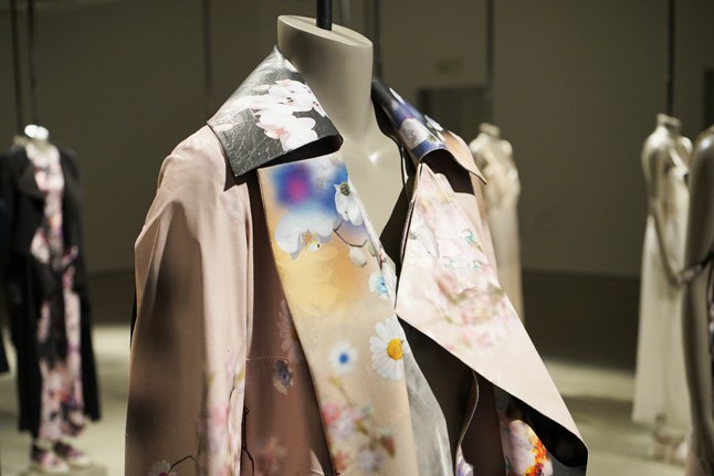 Egy csipetnyi Calvin Klein a délutáni kávé mellé!