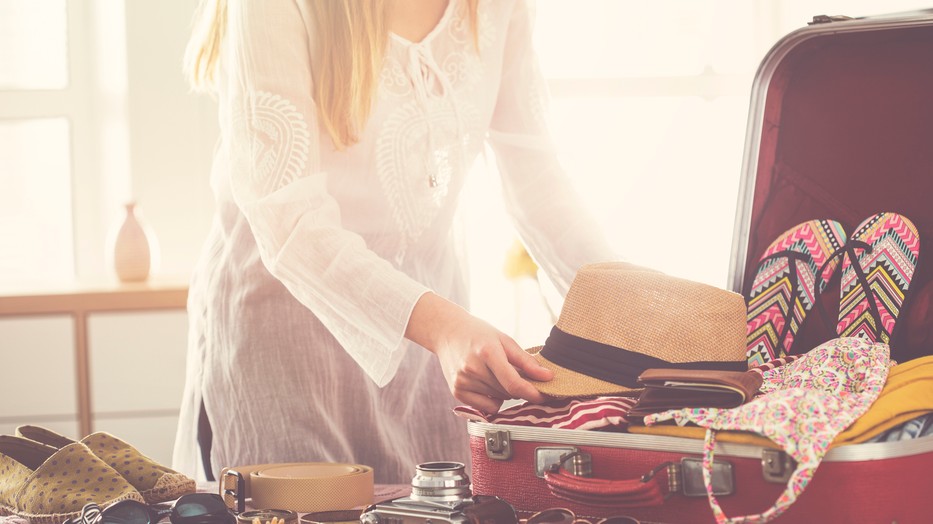 A legfontosabb ruhák és cipők, amiket pakolj a bőröndödbe nyaraláskor