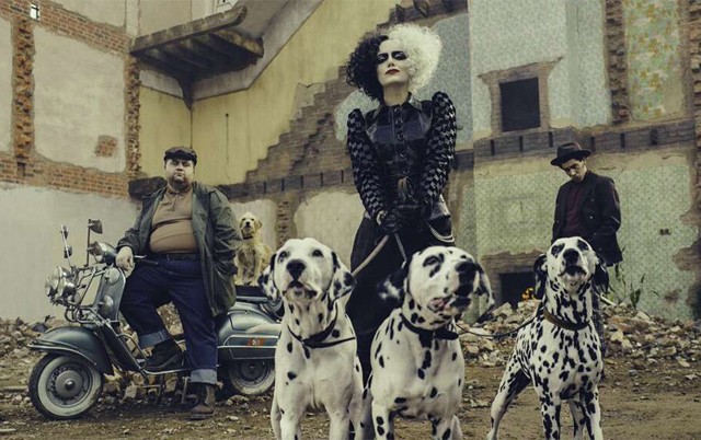 Emma Stone Szörnyella de Frász szerepében